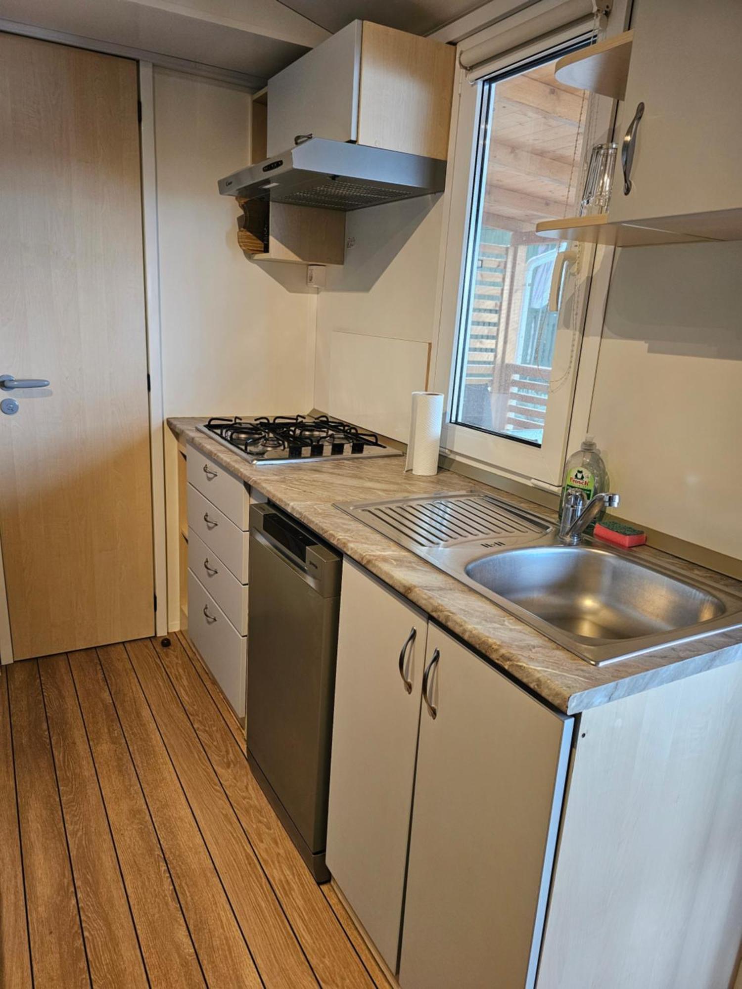 K9 Mobile Home Sunset Vodice Exterior foto